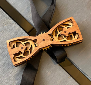 Wells Moving Gear Tie